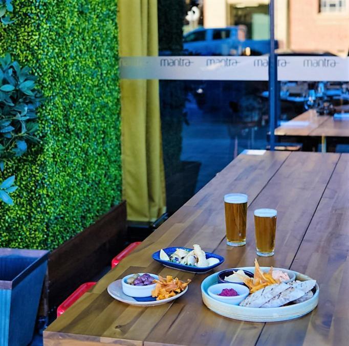 Mantra Albury Hotell Eksteriør bilde